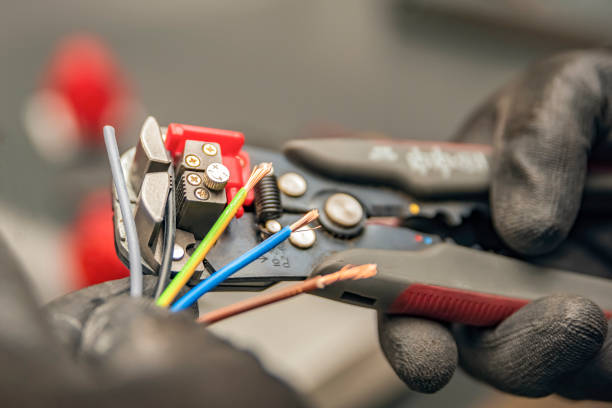 Best Circuit Breaker Repair  in Waverly, MN